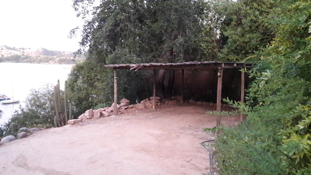 Cabana De Adobe En Лаго Рапел Екстериор снимка